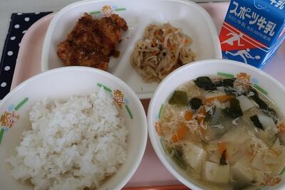 手作りヒレカツ、切干大根の炒め煮、かきたま汁、ご飯、牛乳